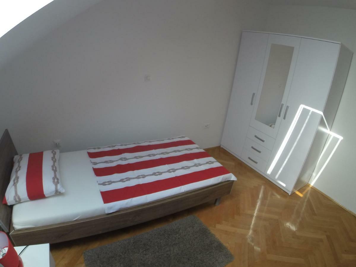 Apartments "Pavic" Near Zagreb Airport Velika Gorica Dış mekan fotoğraf